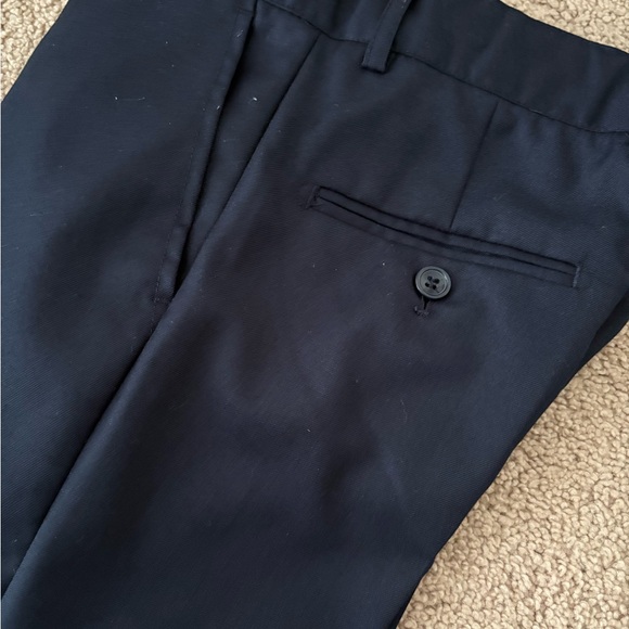 Boys 3 piece Navy suit 10-12 - Picture 10 of 16